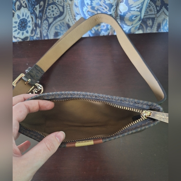Michael Kors Gold and Brown Belt Bag - Picture 4 of 4